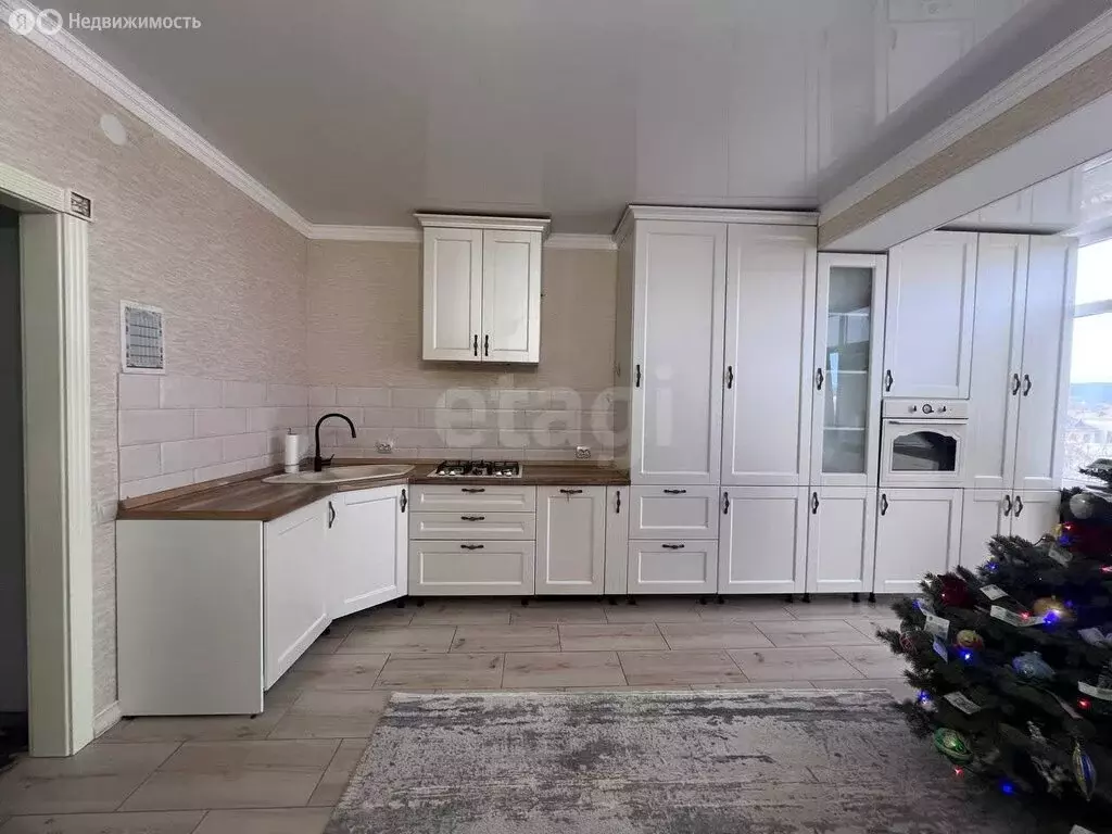 4-комнатная квартира: Нальчик, улица Чернышевского, 208 (163 м) - Фото 2