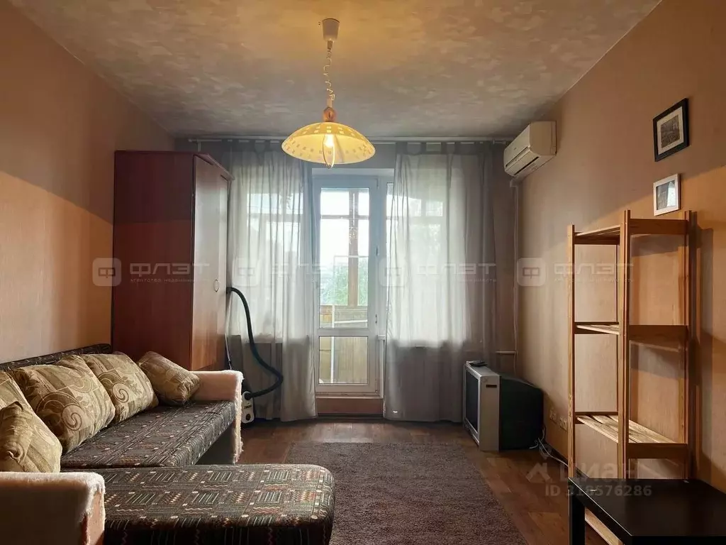 2-к кв. Татарстан, Казань ул. Шамиля Усманова, 10 (50.0 м) - Фото 1