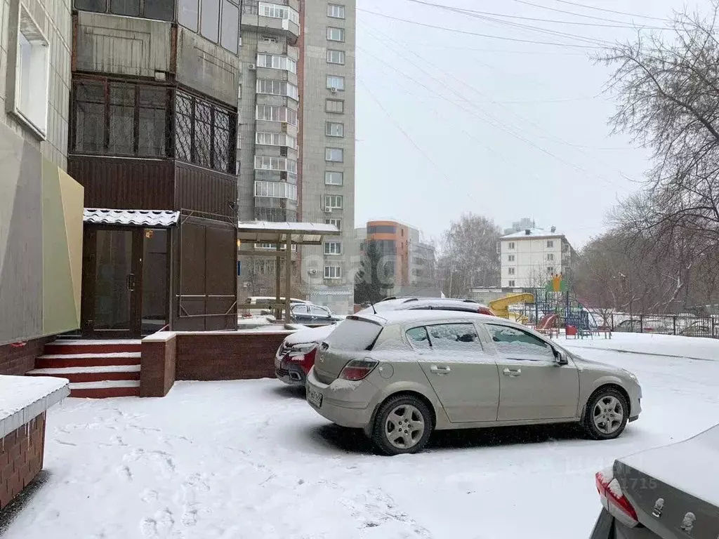 Офис в Новосибирская область, Новосибирск ул. Вокзальная магистраль, ... - Фото 1