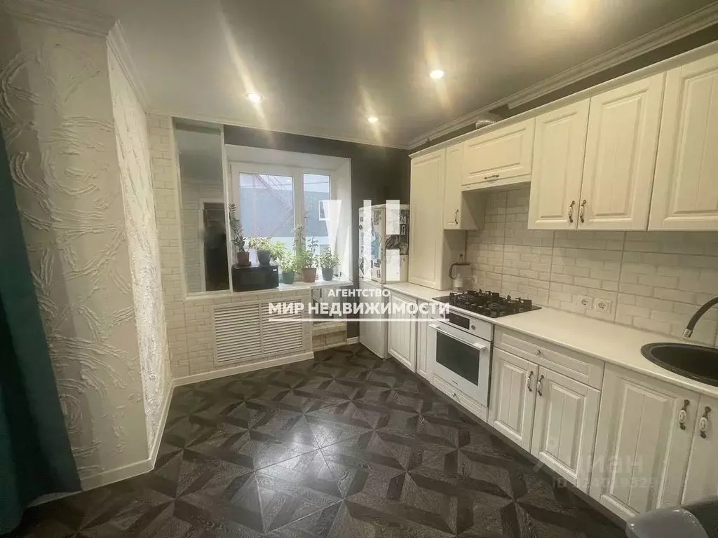 2-к кв. Калининградская область, Советск ул. Розы Люксембург, 7 (63.0 ... - Фото 2