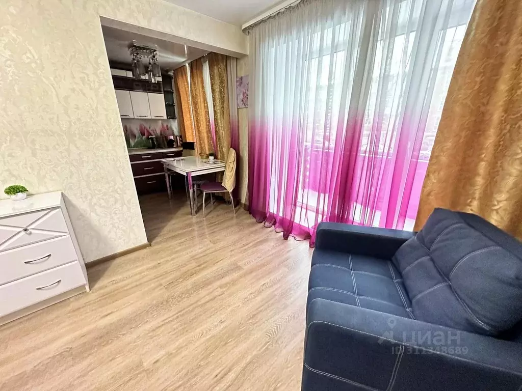 2-к кв. Кемеровская область, Ленинск-Кузнецкий ул. Пушкина, 1А (44.0 ... - Фото 1