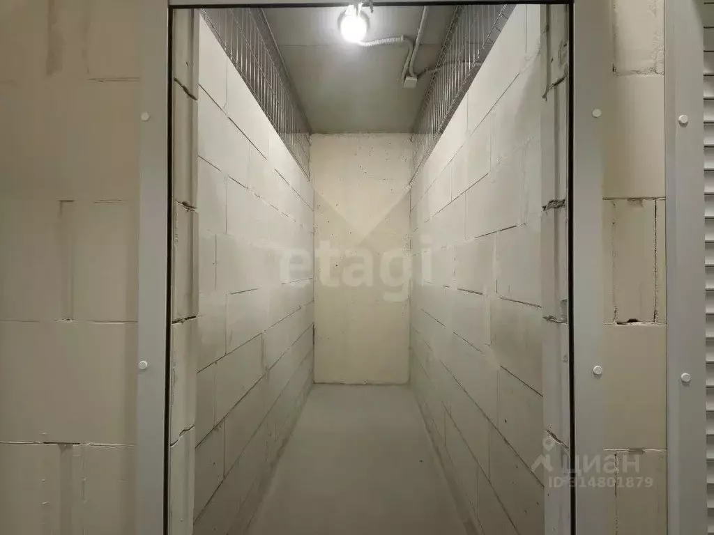 Склад в Тюменская область, Тюмень ул. Фармана Салманова, 12 (3 м) - Фото 0