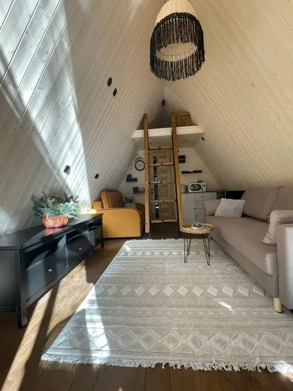 Дом в Карачаево-Черкесия, Зеленчукский район, с. Архыз  (30 м) - Фото 2