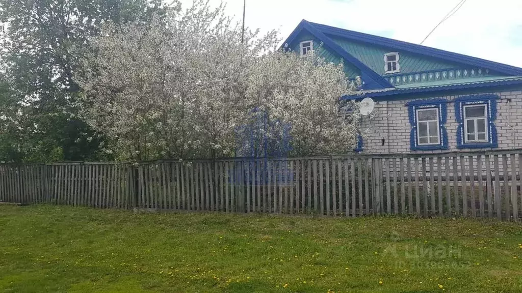 Дом в Чувашия, Комсомольский муниципальный округ, с. ... - Фото 0