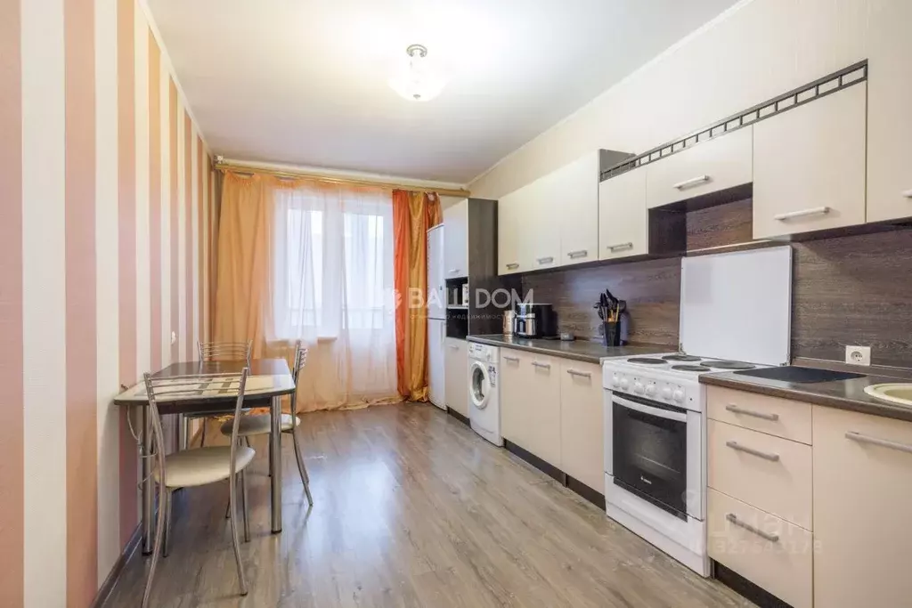 3-к кв. Брянская область, Брянск ул. Фокина, 125 (89.3 м) - Фото 1