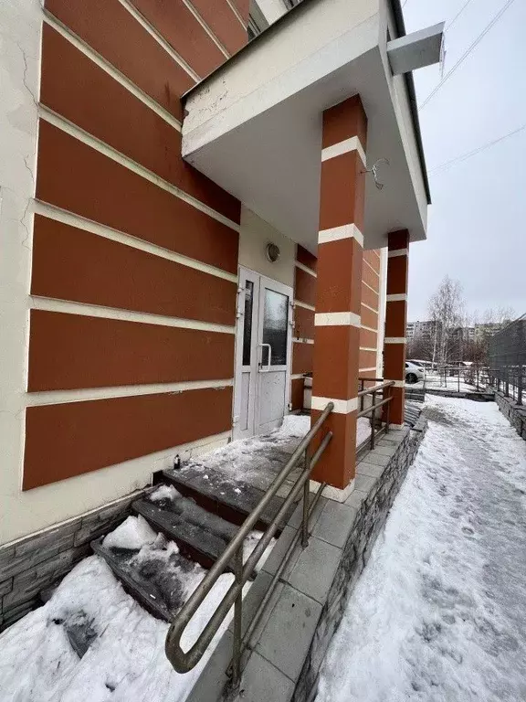 Помещение свободного назначения в Свердловская область, Екатеринбург ... - Фото 1