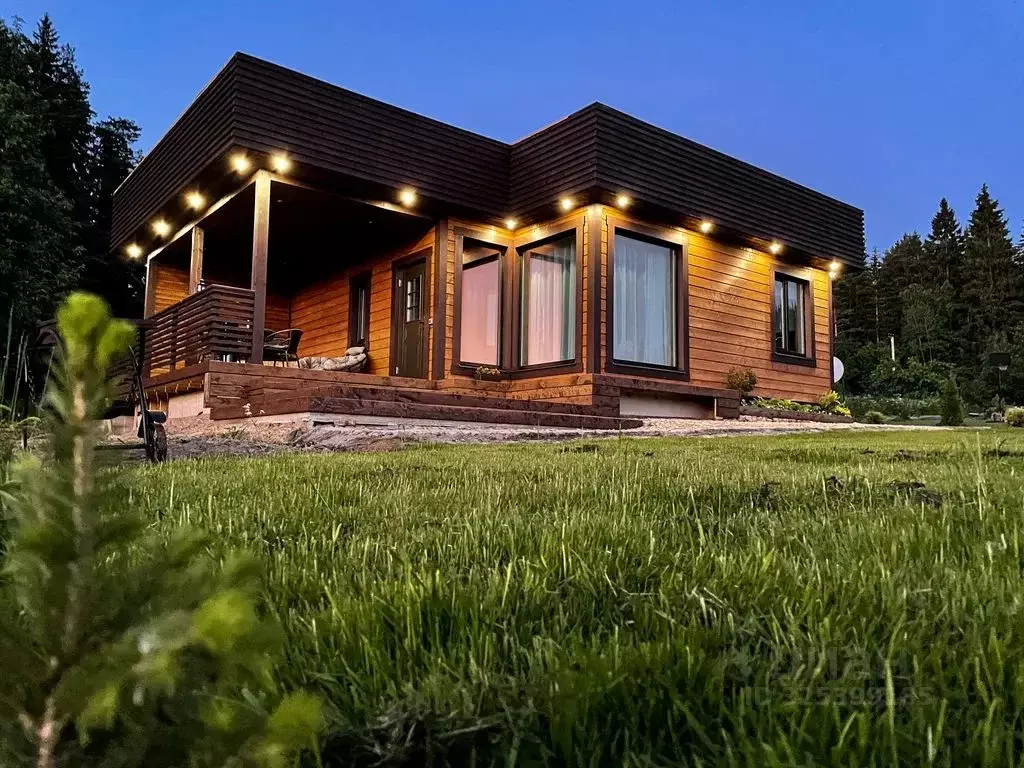 Дом в Карелия, Сортавальский муниципальный округ, пос. Вуорио 29 (60 ... - Фото 1