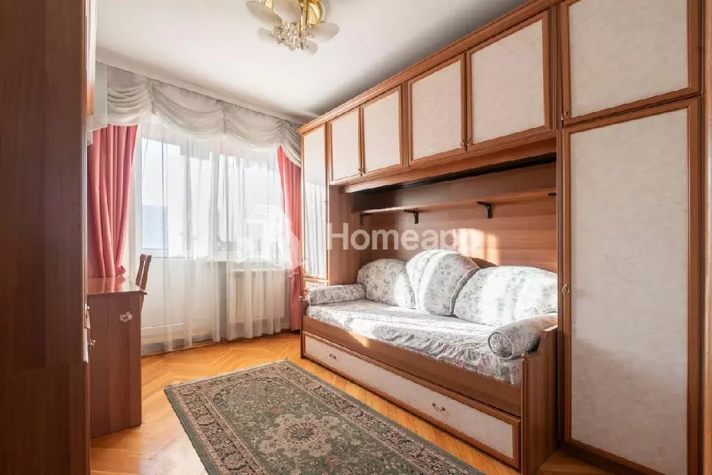 Продается 4-комнатная квартира - Фото 0