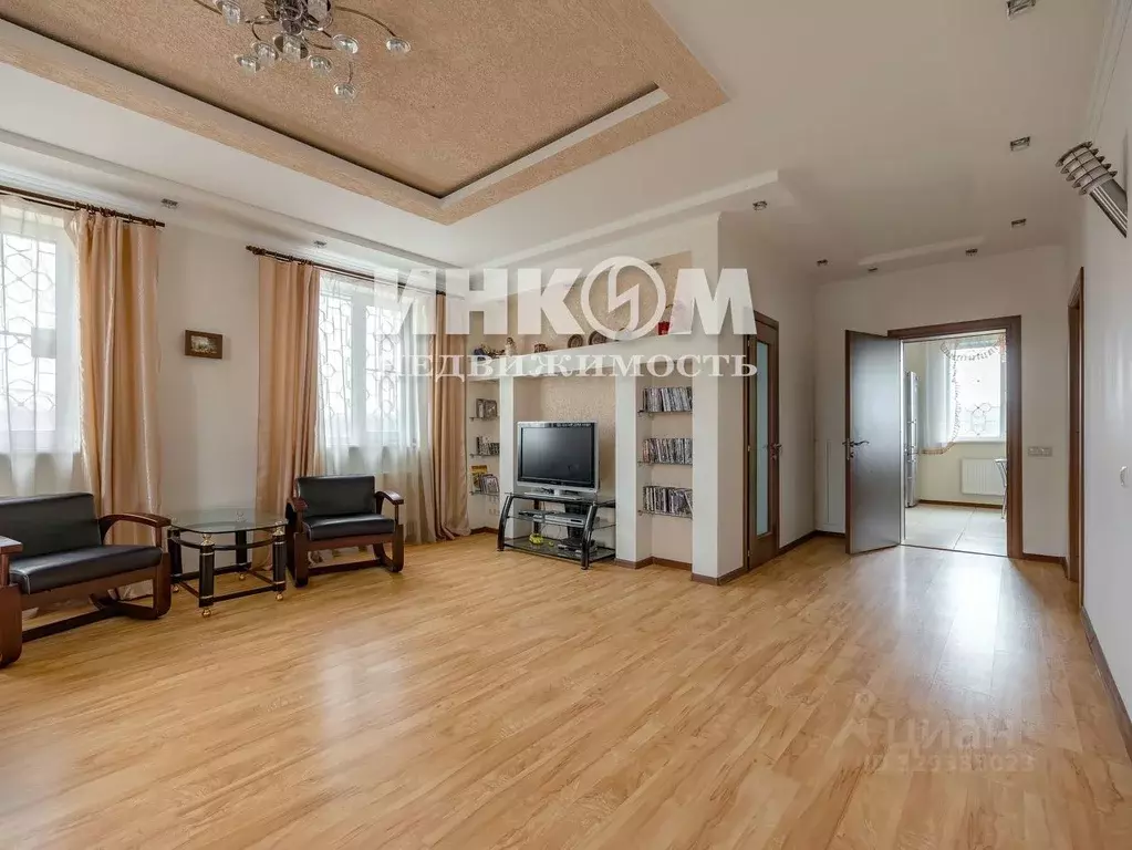 Дом в Москва д. Ширяево, 23с1 (248 м) - Фото 1