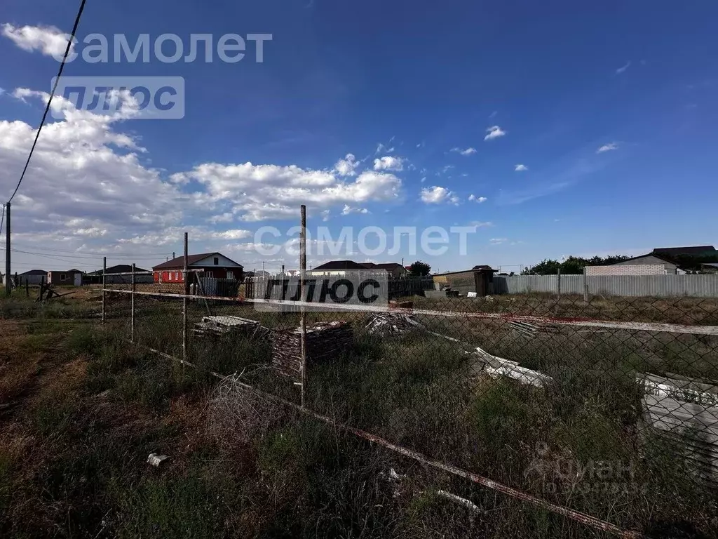 Участок в Астраханская область, Наримановский район, пос. Мирный ... - Фото 0