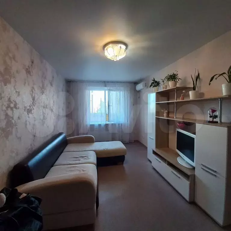 1-к. квартира, 40 м, 6/9 эт. - Фото 0
