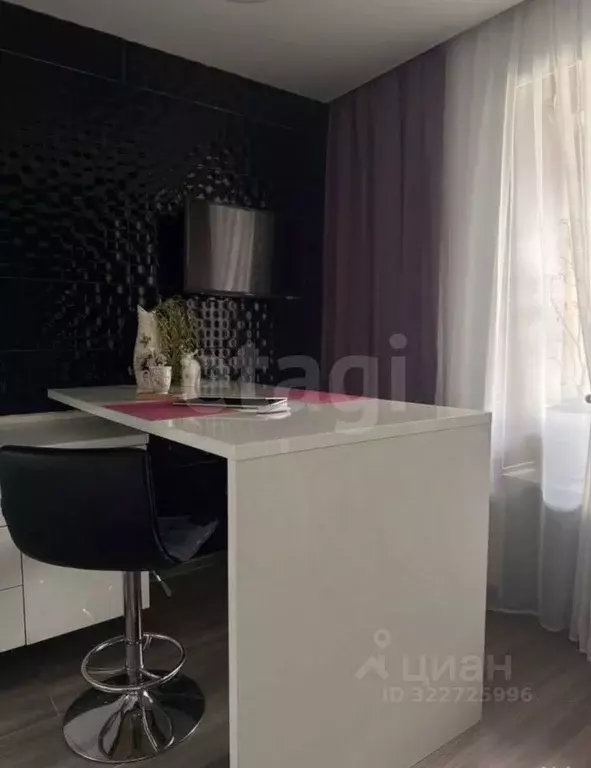 1-к кв. Пермский край, Пермь ул. Чернышевского, 15Б (58.3 м) - Фото 1