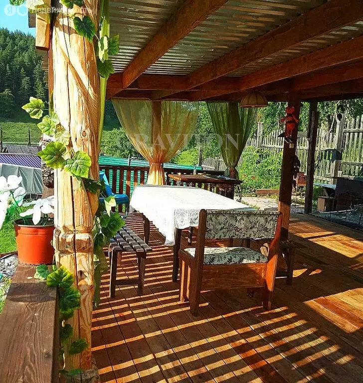 Дом в село Узнезя, улица Мартакова, 25 (100 м) - Фото 2