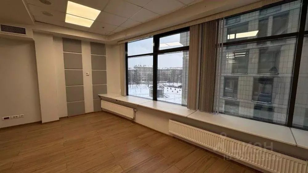 Офис в Санкт-Петербург 26-я Васильевского острова линия, 15Б (148 м) - Фото 2