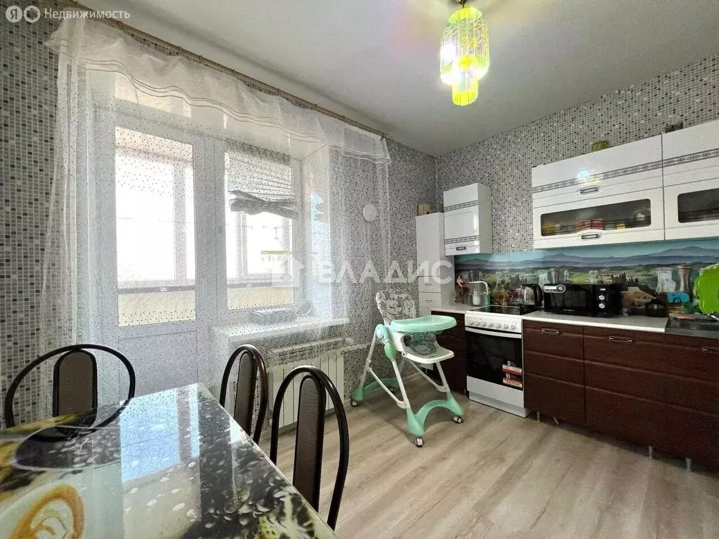 2-комнатная квартира: Чита, улица Генерала Белика, 5 (63.9 м) - Фото 1