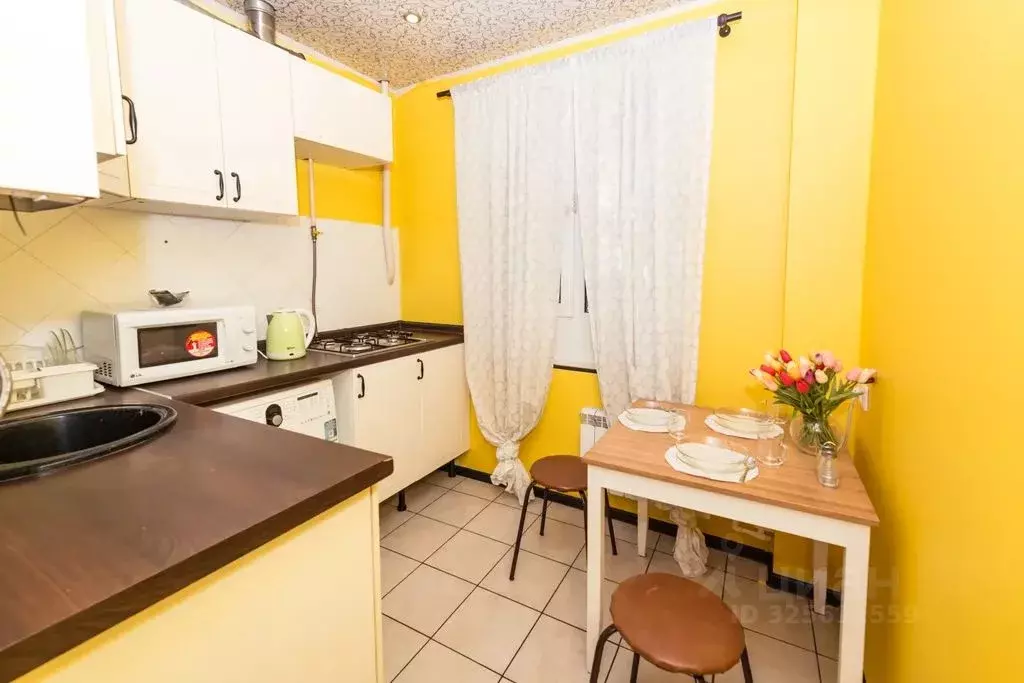 1-к кв. Московская область, Щелково ул. Комарова, 8 (33.0 м) - Фото 2