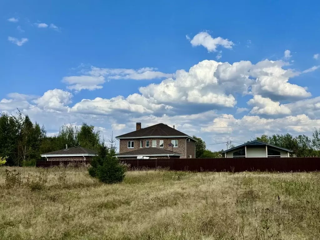 Участок в Московская область, Мытищи городской округ, с. Марфино ул. ... - Фото 1