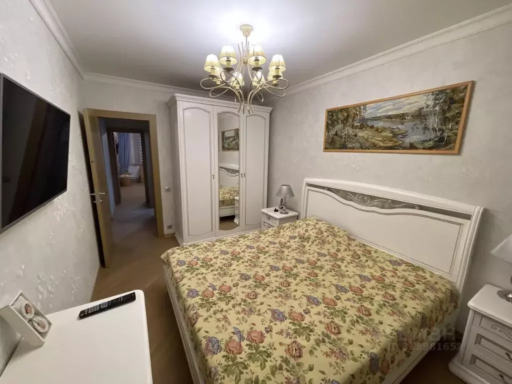3-к кв. Москва, Москва, Московский г. ул. Никитина, 4 (75.0 м) - Фото 1