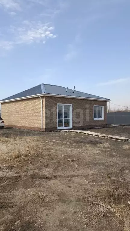 Дом в Амурская область, Благовещенск 5-я Стройка мкр, ул. Молодежная, ... - Фото 1