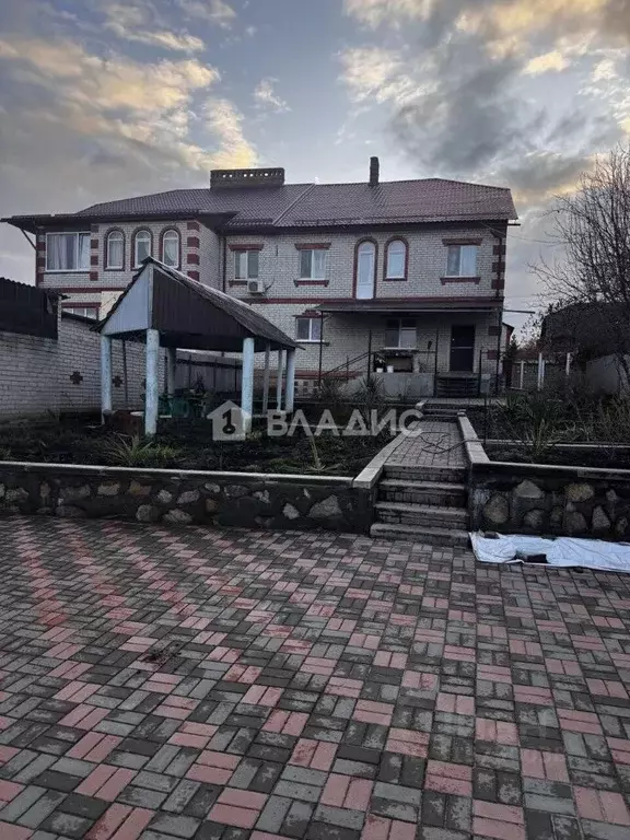 Таунхаус в Белгородская область, Белгород пер. 3-й Малый (124 м) - Фото 1