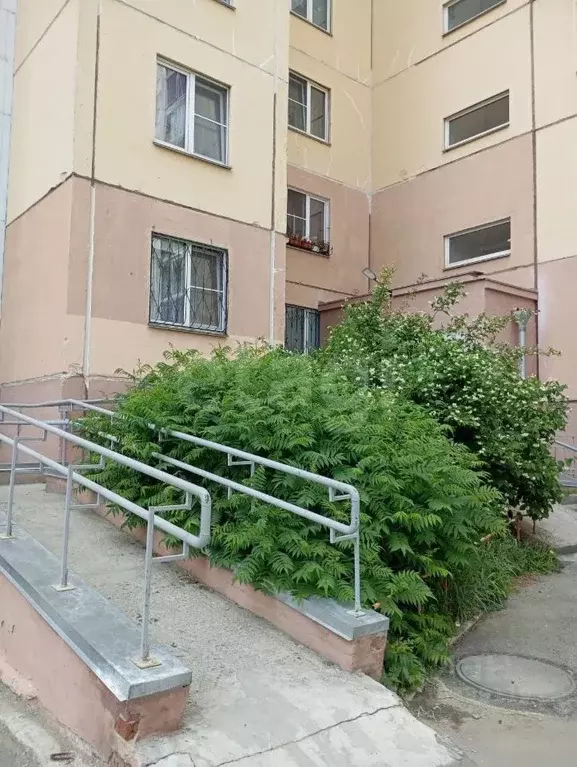 1-к кв. Челябинская область, Челябинск Звенигородская ул., 62 (54.1 м) - Фото 0