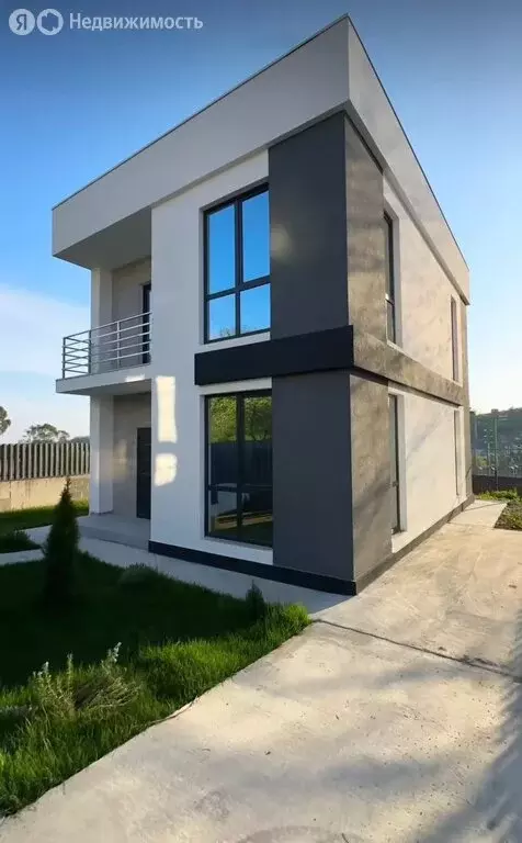 Дом в Ессентуки, Луговая улица (180 м) - Фото 1