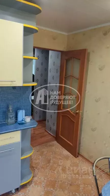 3-к кв. Пермский край, Чусовой Коммунистическая ул., 12 (57.6 м) - Фото 1
