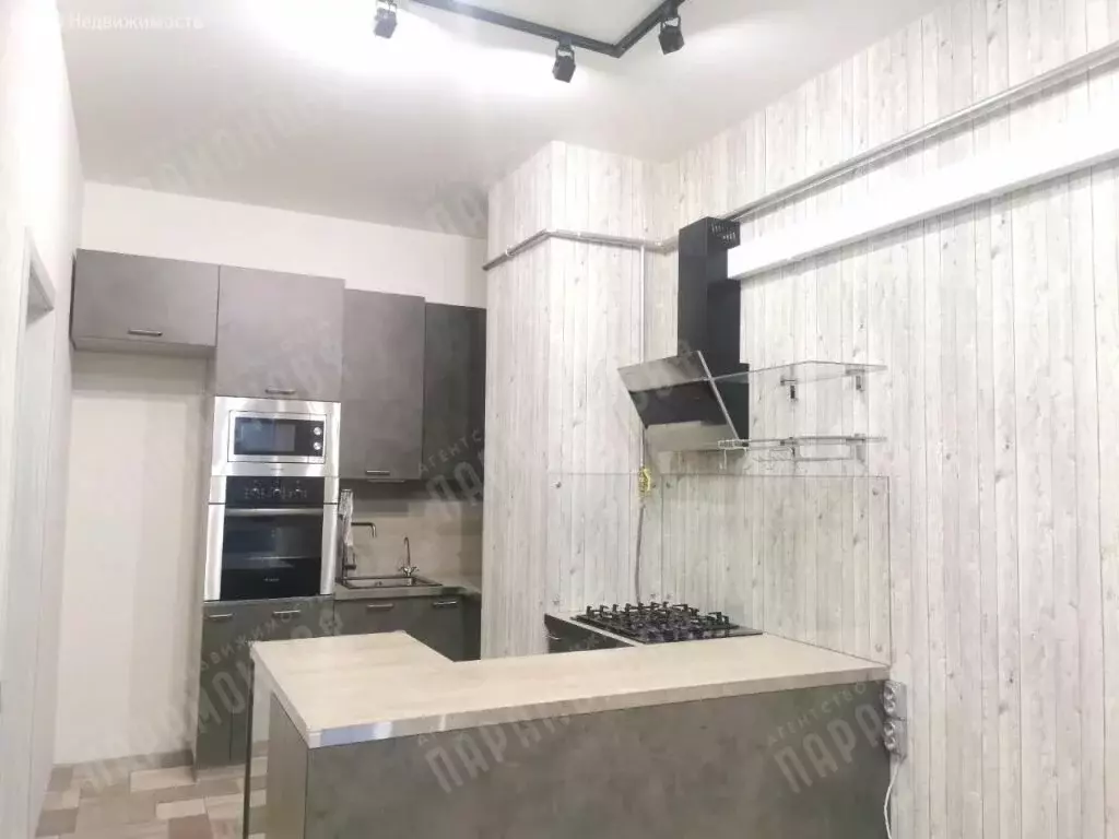 2-комнатная квартира: Тверь, улица Мичурина, 10 (80 м) - Фото 1