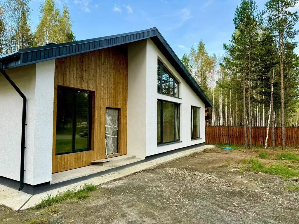 Дом в Свердловская область, Сысертский муниципальный округ, пос. ... - Фото 2