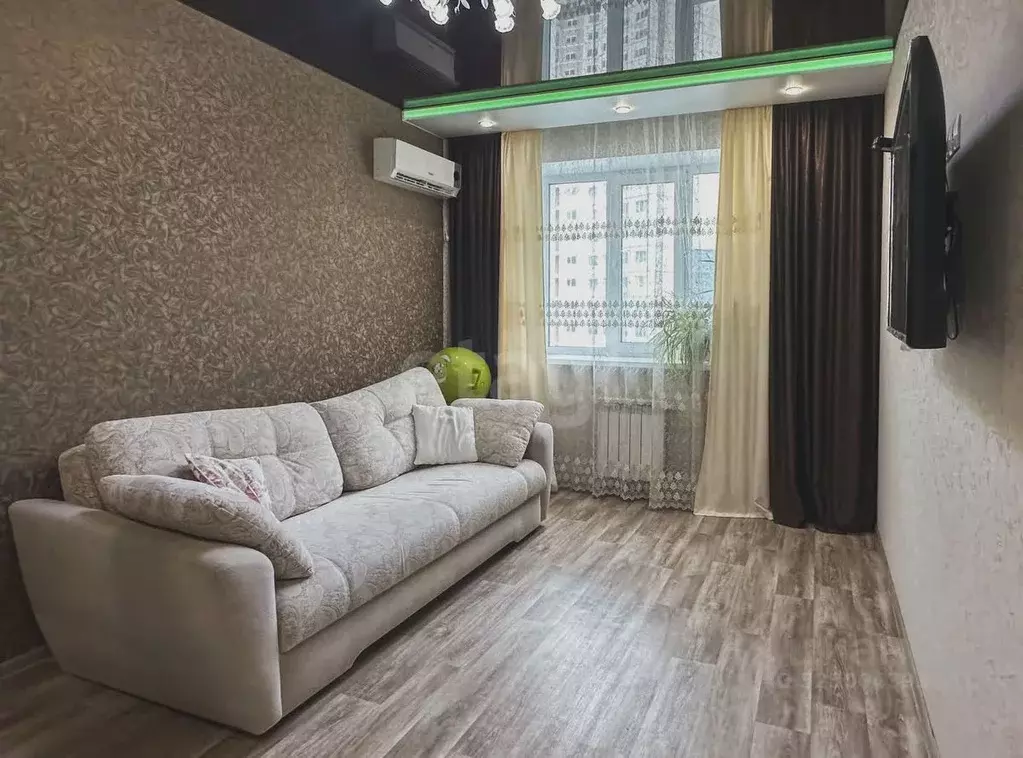 2-к кв. Саратовская область, Саратов ул. Имени Г.К. Орджоникидзе, 42А ... - Фото 1