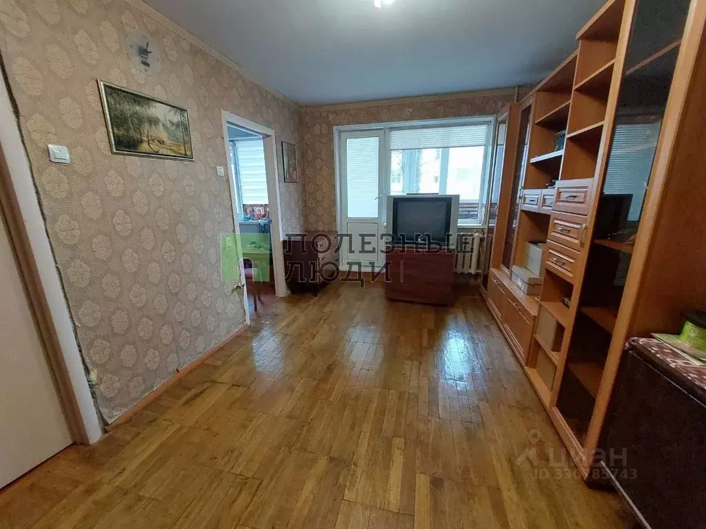 3-к кв. Белгородская область, Белгород ул. 5 Августа, 26 (47.1 м) - Фото 1