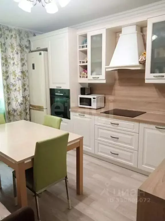 2-к кв. Тюменская область, Тюмень ул. Николая Семенова, 33к1 (66.2 м) - Фото 1