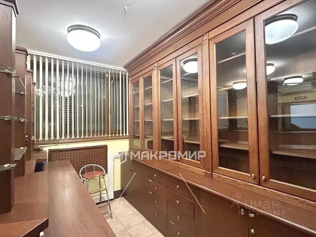 Торговая площадь в Санкт-Петербург 2-й Муринский просп., 39 (150 м) - Фото 1