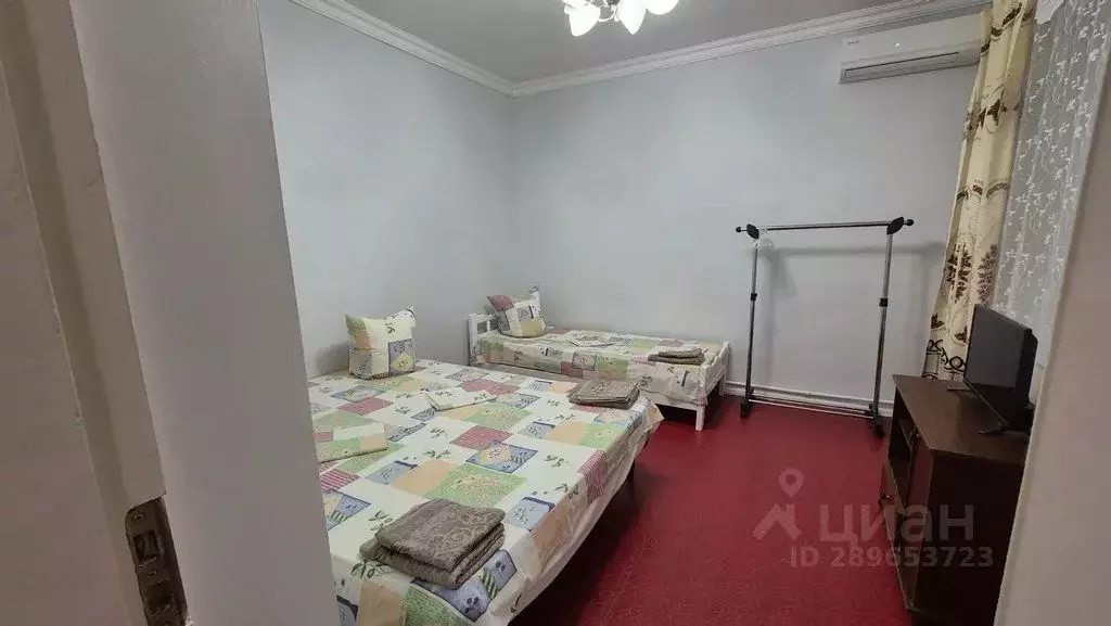 Комната Краснодарский край, Геленджик ул. Дзержинского, 17 - Фото 1