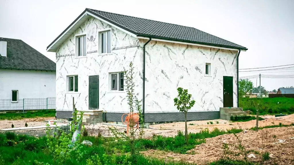 Дом в Калининградская область, Гурьевский муниципальный округ, пос. ... - Фото 1