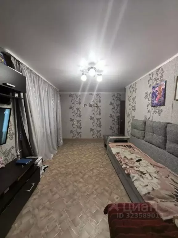 2-к кв. Башкортостан, Ишимбай ул. Горького, 37А (43.0 м) - Фото 1