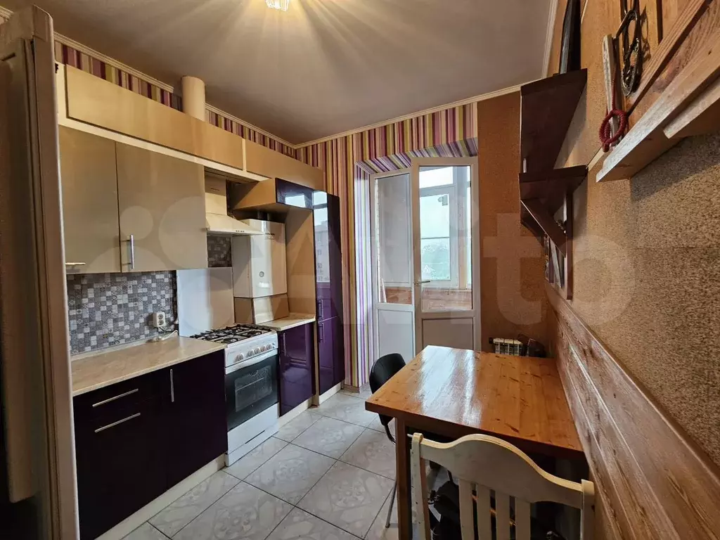 2-к. квартира, 48 м, 3/3 эт. - Фото 0