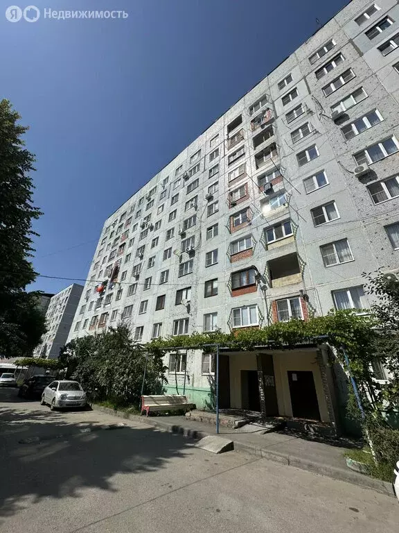 2-комнатная квартира: Владикавказ, Владикавказская улица, 43/2 (51 м) - Фото 0