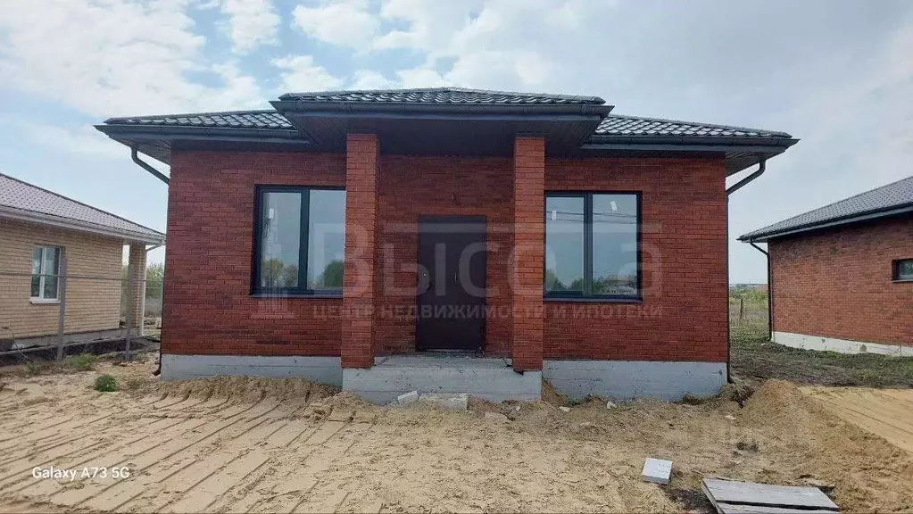 Дом в Воронежская область, Новоусманский район, Усманское 1-е с/пос, ... - Фото 1