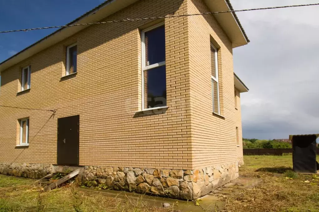 Дом в Калужская область, Ферзиковский район, Авчурино с/пос, д. ... - Фото 2