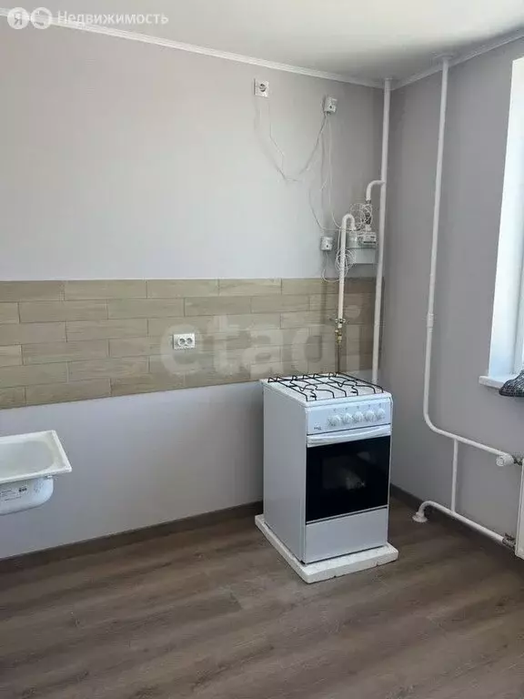 3-комнатная квартира: Белгород, улица Щорса, 55А (72 м) - Фото 1