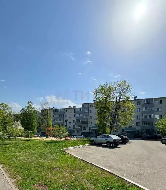 1-к кв. Белгородская область, Старый Оскол Парковый мкр, 9 (30.0 м) - Фото 0