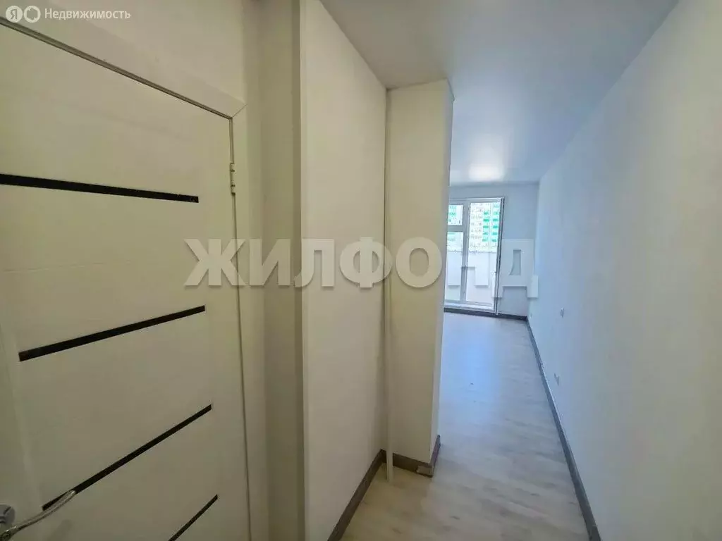 Квартира-студия: Новосибирск, улица Виктора Уса, 15 (19.2 м) - Фото 0