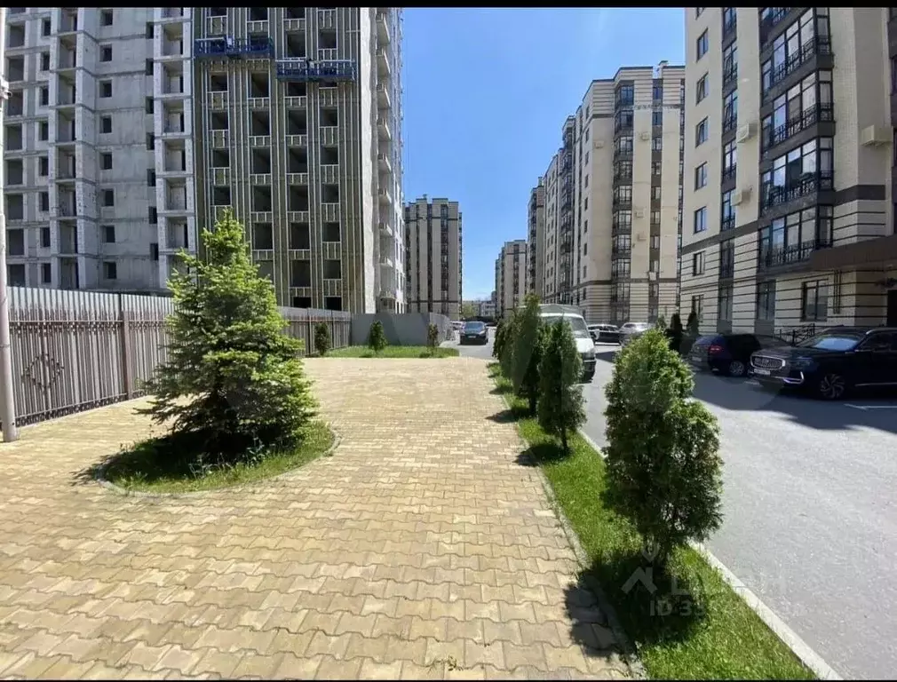 2-к кв. Северная Осетия, Владикавказ ул. Астана Кесаева, 3 (91.0 м) - Фото 1