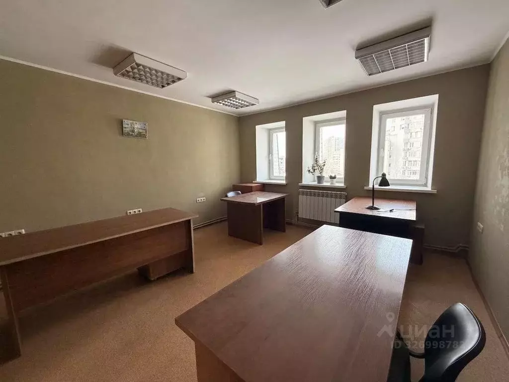 Офис в Саратовская область, Саратов ул. Имени Т.Г. Шевченко, 28 (80 м) - Фото 2