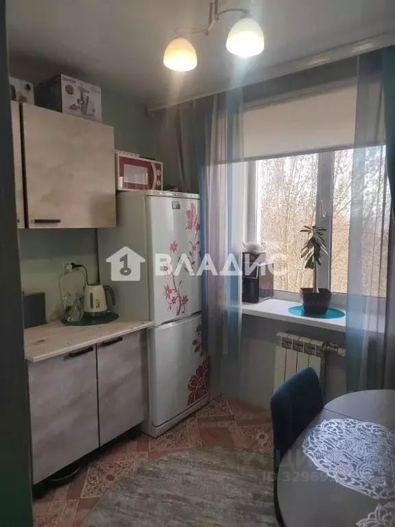 4-к кв. Бурятия, Улан-Удэ ул. Чаадаева, 3 (64.7 м) - Фото 2