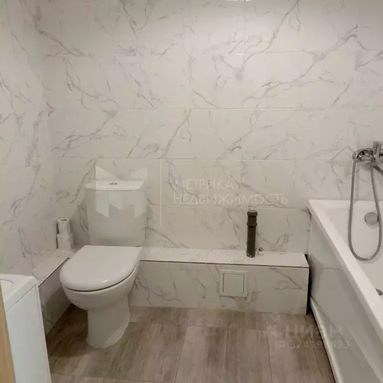 1-к кв. Тюменская область, Тюмень Ставропольская ул., 160/1 (45.5 м) - Фото 1