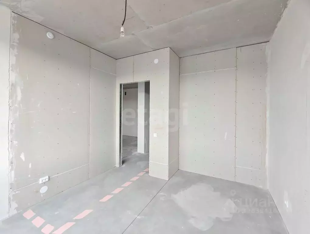 1-к кв. Тюменская область, Тюмень ул. Павла Фитина, 3 (43.0 м) - Фото 1