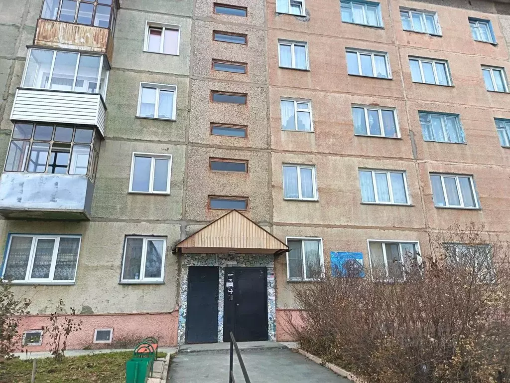 3-к кв. Новосибирская область, Тогучинский район, Горный рп Молодежная ... - Фото 1