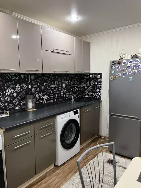 1-к кв. Омская область, Омск ул. 4-я Транспортная, 38 (34.0 м) - Фото 1